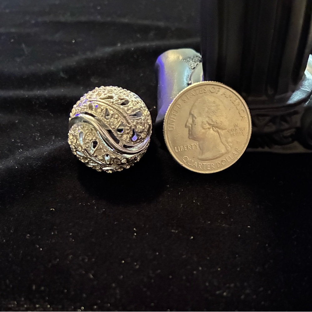 Silver Toned Statement Ring 6.5 - image 6